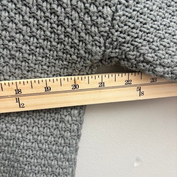 Gray Roll Mock Neck Heavy Knit Classic Minimalist Pullover Sweater Womens Size M - Picture 7 of 8